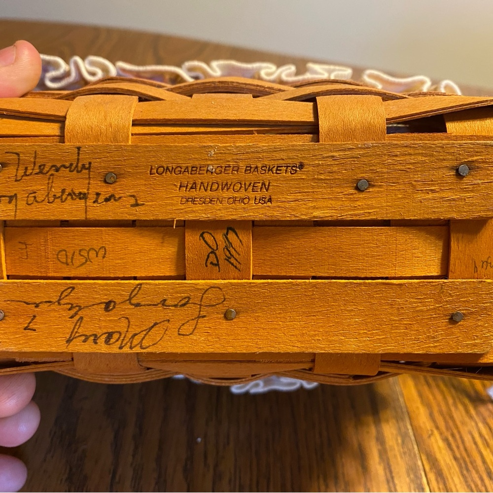 1997 Longaberger Dresden Tour Basket signed Mary & Wendy Longaberger - Picture 7 of 8